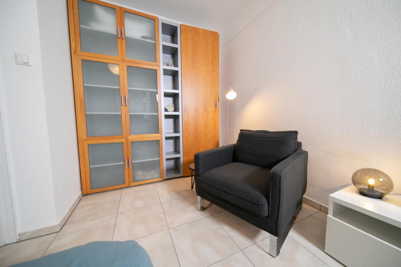 Apartment Blue - Zentral Und Gut Angebunden Düsseldorf Exterior foto